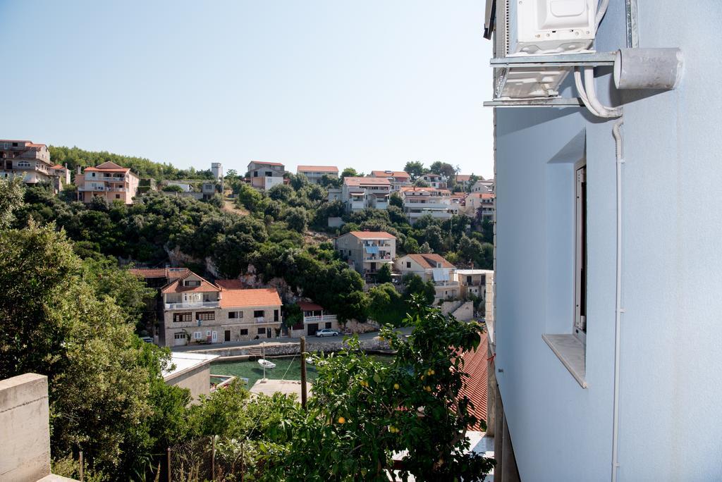 Apartments Duvan ซาวาลาติซา ภายนอก รูปภาพ